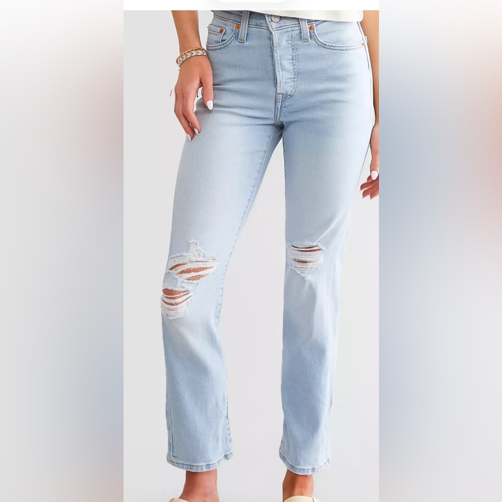 Levi’s Women’s High-Rise Wedgie Straight cropped jeans button fly size 26